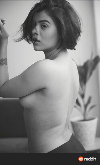 Full leaked Rhea insha private photo