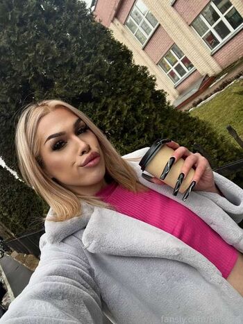 Full leaked Rheats private photo