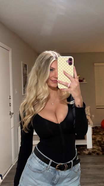 Full leaked Rianabailey page private photo