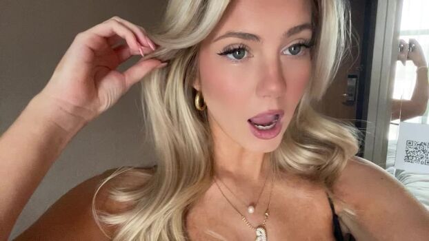 Full leaked Rianabailey page private photo