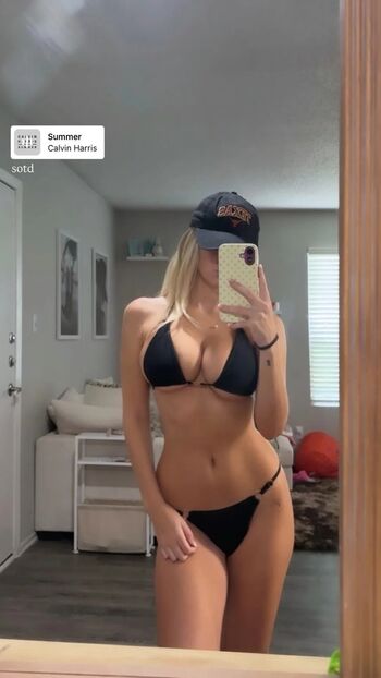 Full leaked Rianabailey private photo