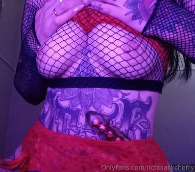 Full leaked Richblackcherry private photo