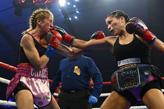 Full leaked Right hook roxy private photo