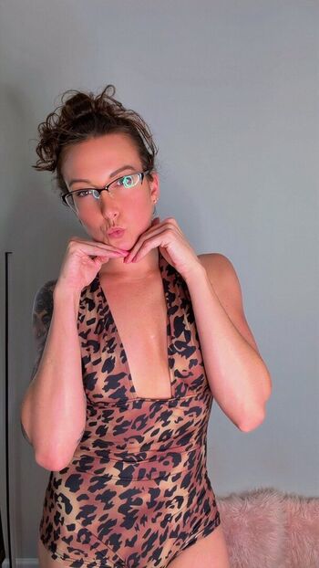 Full leaked Riley private photo