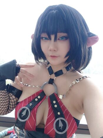 Rina_tanfly4