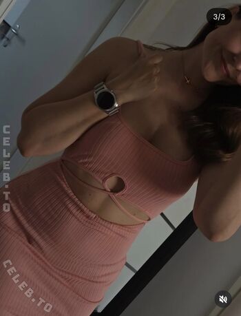 Full leaked Rinaa private photo