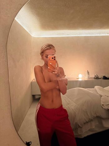 Full leaked Rita ora  page private photo