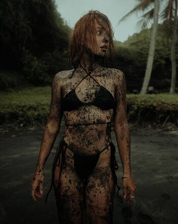 Full leaked Rita ora private photo