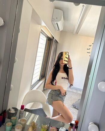 Full leaked Riva arora private photo