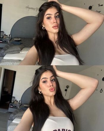 Full leaked Riva arora private photo