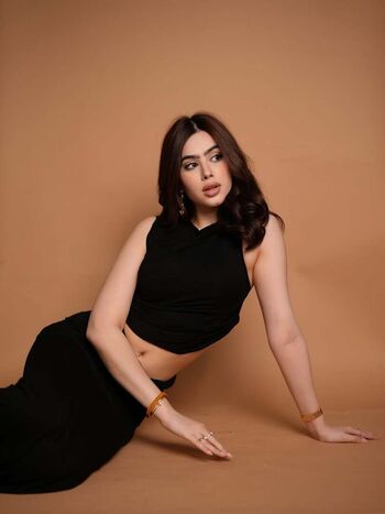 Full leaked Riva arora private photo
