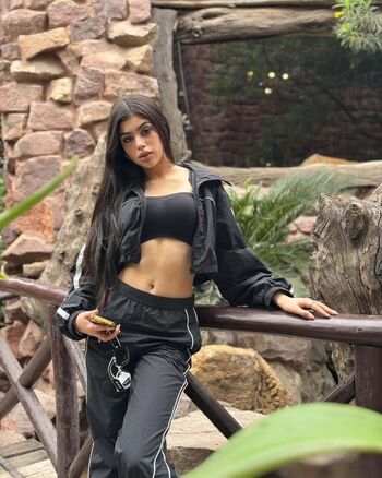 Full leaked Riva arora private photo