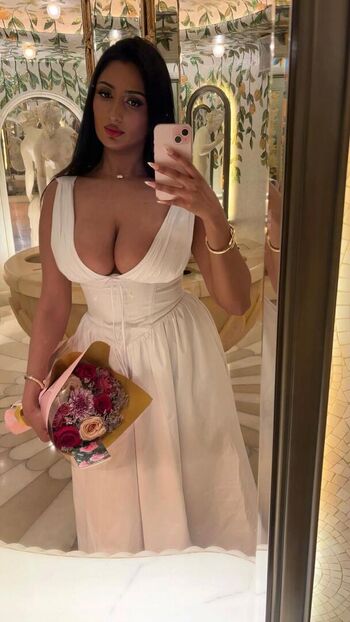 Full leaked Riya b private photo