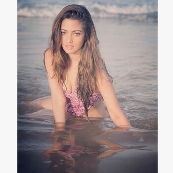 Full leaked Riya sen private photo