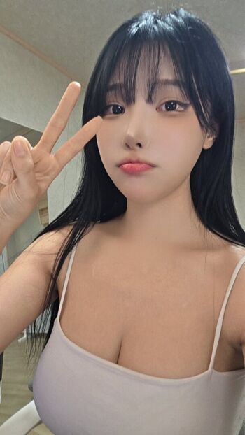 Full leaked Rmrm private photo