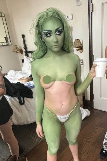 Full leaked Roan chappel private photo