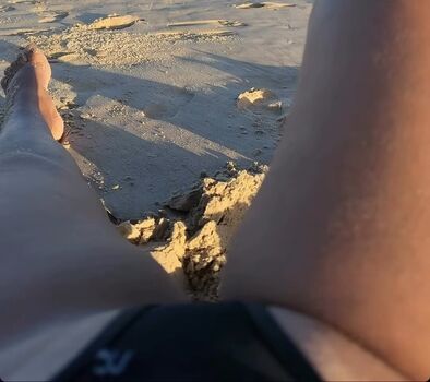 Full leaked Roberta andrade private photo