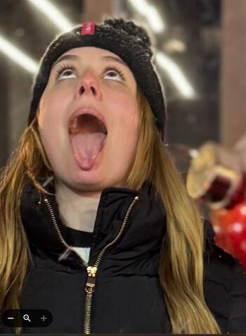Full leaked Roberta pfaff private photo