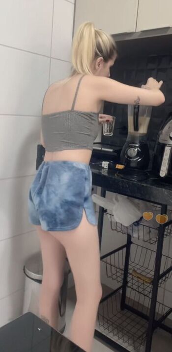 Full leaked Roberta pfaff private photo