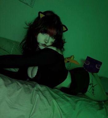 Full leaked Robin grey page private photo