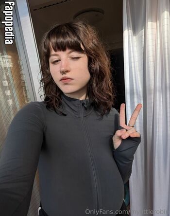 Full leaked Robin grey private photo