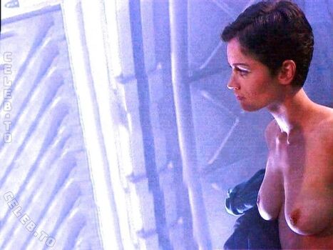 Full leaked Robin tunney private photo