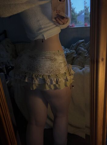 Full leaked Robyn  page private photo