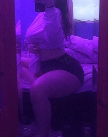 Full leaked Robyn  page private photo