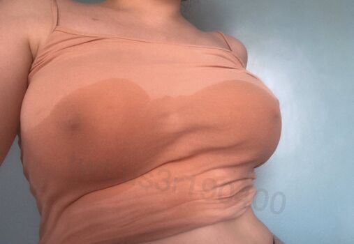 Full leaked Robyn  page private photo