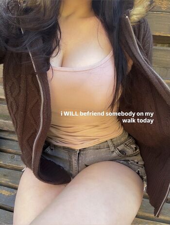 Full leaked Robyn  page private photo