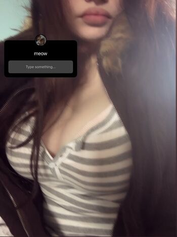 Full leaked Robyn private photo