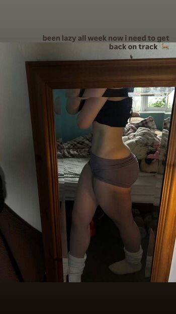 Full leaked Robyn private photo