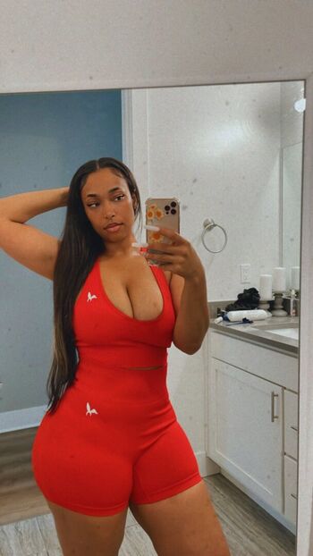 Full leaked Robyn banks private photo
