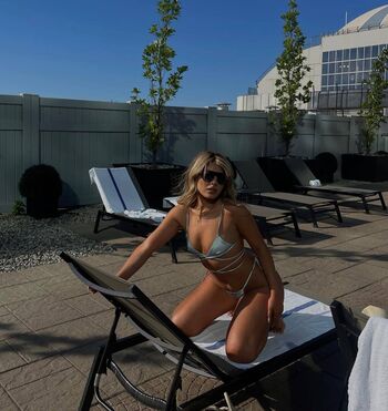 Full leaked Romitavlz private photo