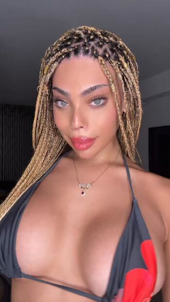 Full leaked Romy abergel private photo
