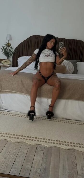 Full leaked Ronika eskins  page private photo
