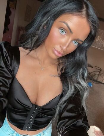Full leaked Ronika eskins page private photo