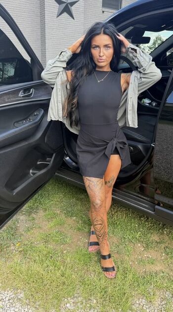 Full leaked Ronika eskins page private photo