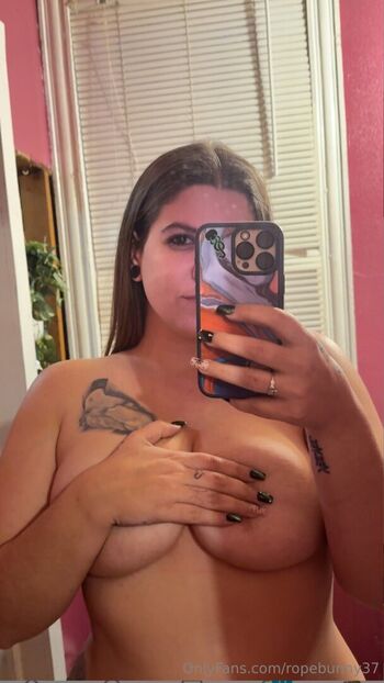 Full leaked Ropebunny page private photo