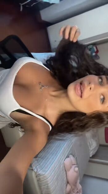 rosa__ten