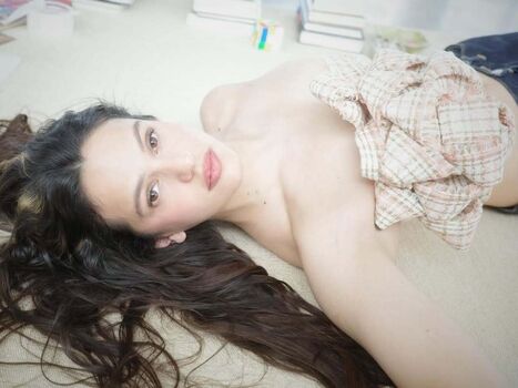 Full leaked Rosalia page private photo