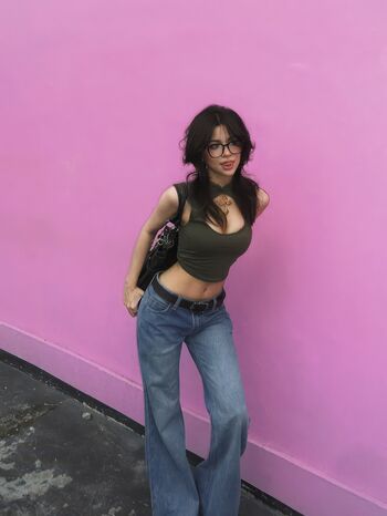 Full leaked Roselews private photo