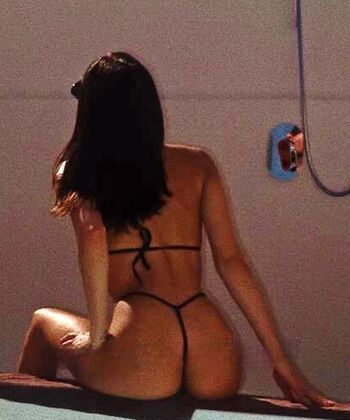 Full leaked Rosesandrozay private photo