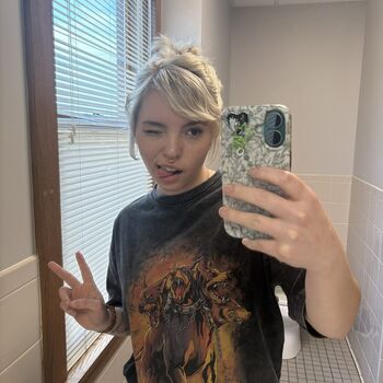 Full leaked Rottedbrainz private photo