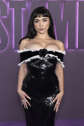 Full leaked Rowan blanchard  page private photo
