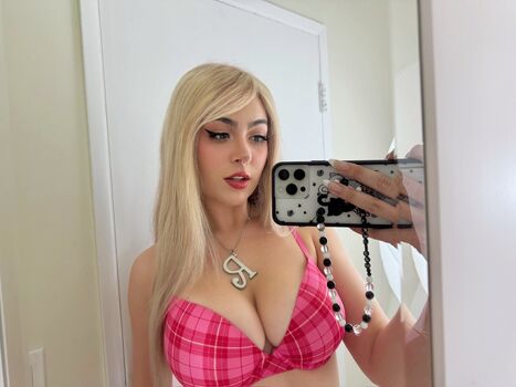 Full leaked Rowsvee private photo