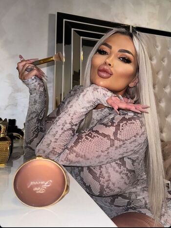 Full leaked Roxana darie private photo