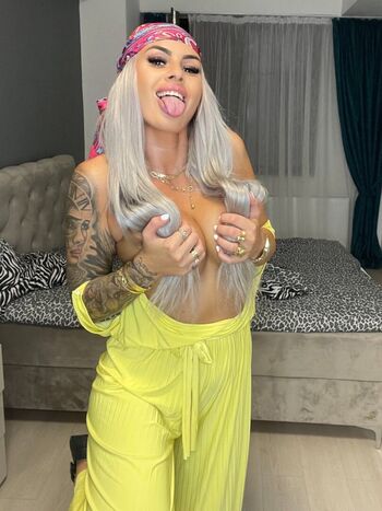 Full leaked Roxana vipp private photo