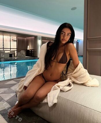 Full leaked Roxanarosuu private photo