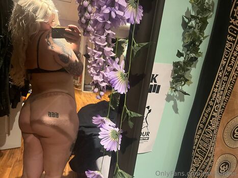 Full leaked Roxi amber private photo